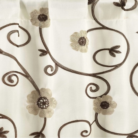 Lush Decor Royal Garden Valance Tan Set of 6 - Picture 3 of 5